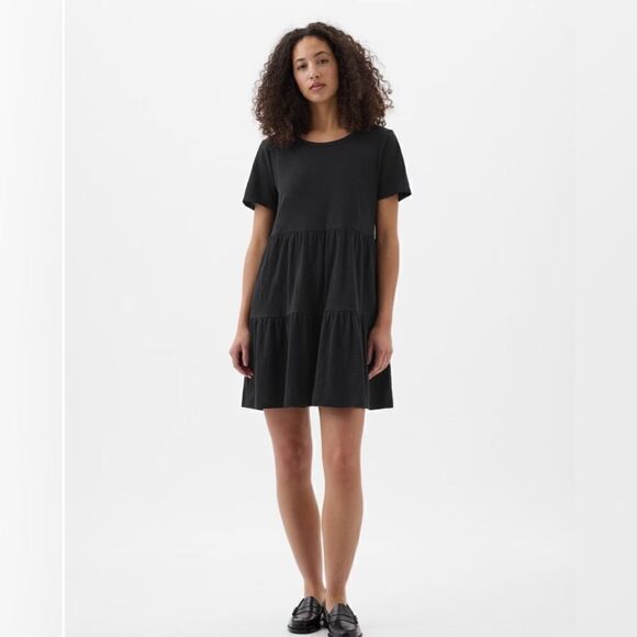 Gap Ladies Short Sleeve Tiered Dress Size L True Black NWT - Picture 1 of 3